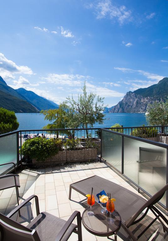 Hotel Lido Blu - Surf & Bike Torbole Sul Garda Exterior photo