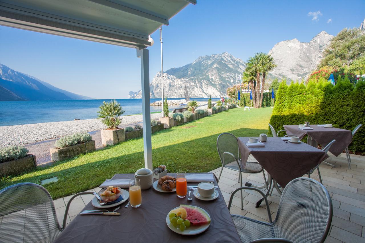 Hotel Lido Blu - Surf & Bike Torbole Sul Garda Exterior photo